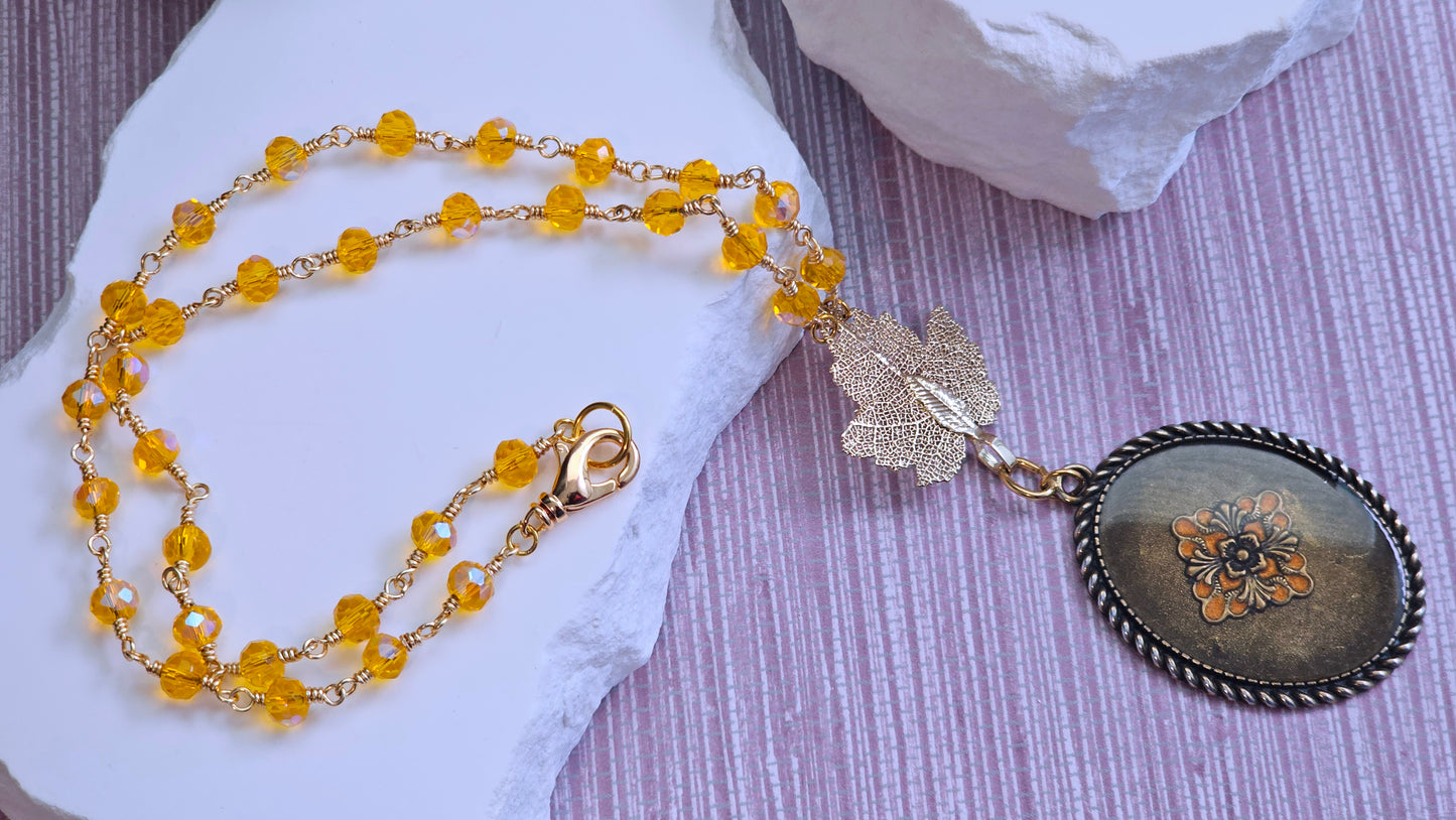 Vintage Autumn Leaf Pendant Necklace