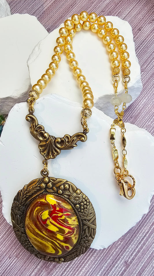 Sunfire Vintage Cabochon Necklace